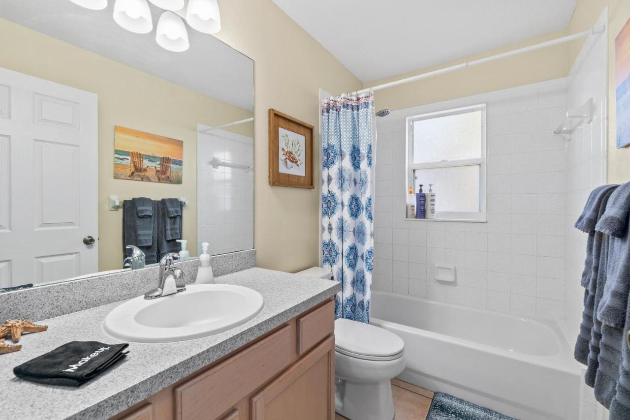 Heart Of The Waves - 3Br & 2Ba Beach Retreat - New Hot Tub - Outside Patio With Grill & Seating, Steps To Fun! Melbourne Exterior foto